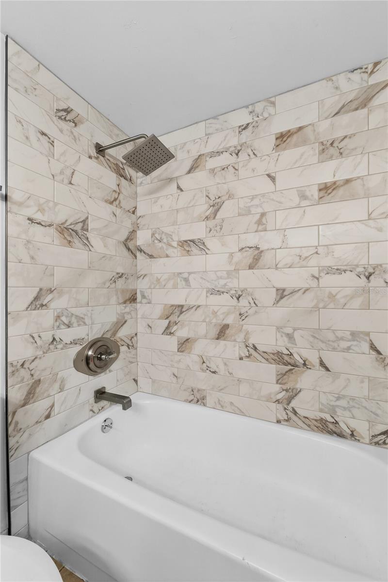 Image 20 of 46 For 235 6th Street Nw 307