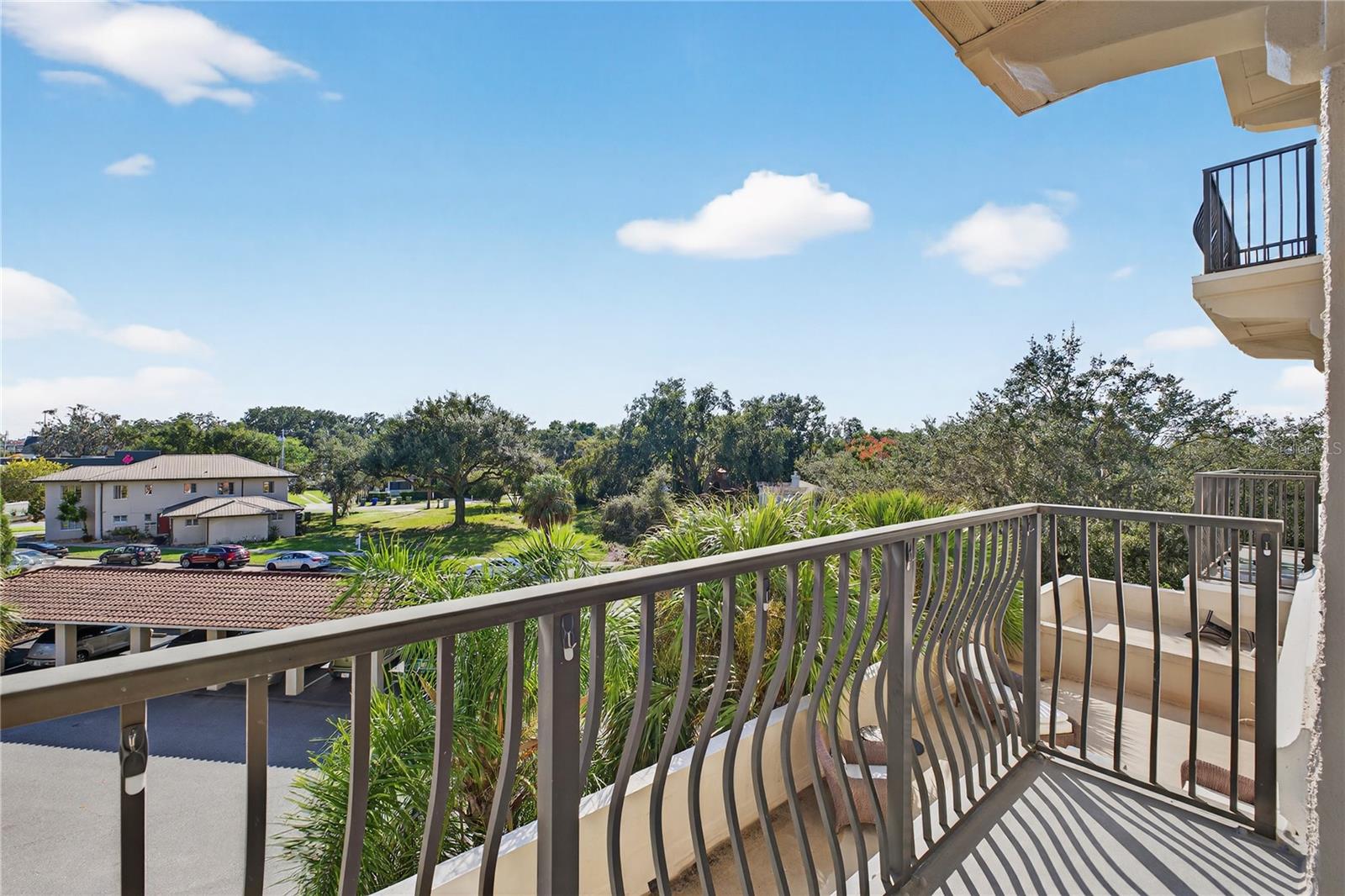 Image 21 of 46 For 235 6th Street Nw 307