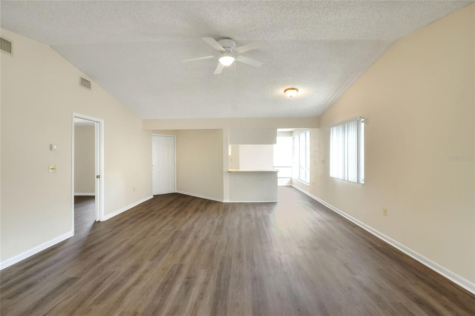 Image 3 of 37 For 4412 Glenns Landing