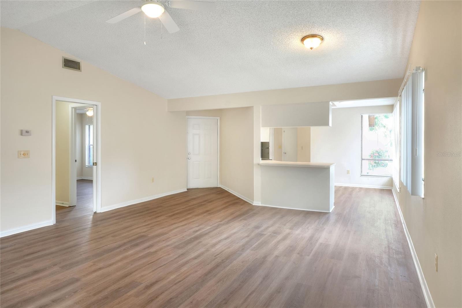 Image 6 of 37 For 4412 Glenns Landing