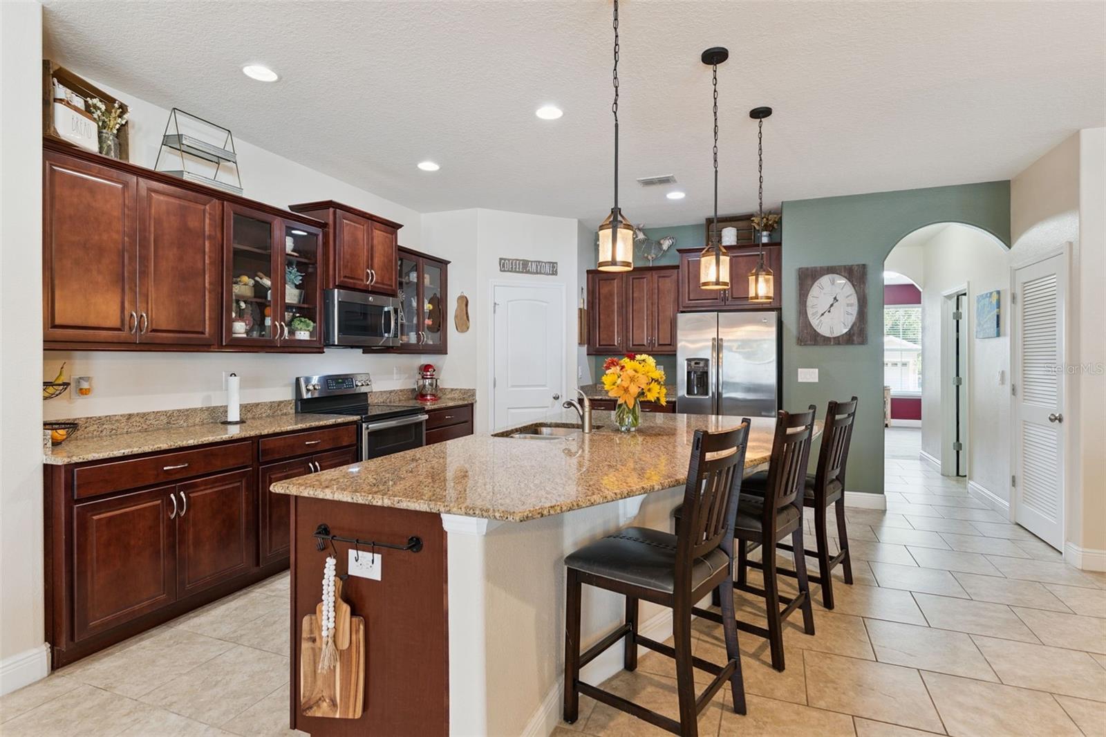 Image 10 of 47 For 117 Magneta Loop