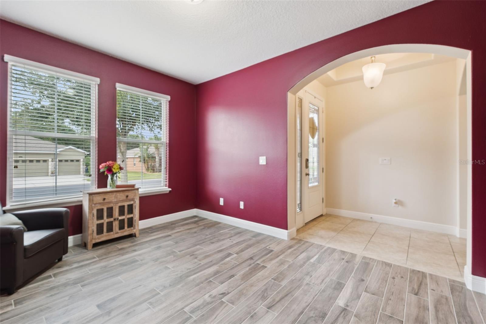 Image 3 of 47 For 117 Magneta Loop