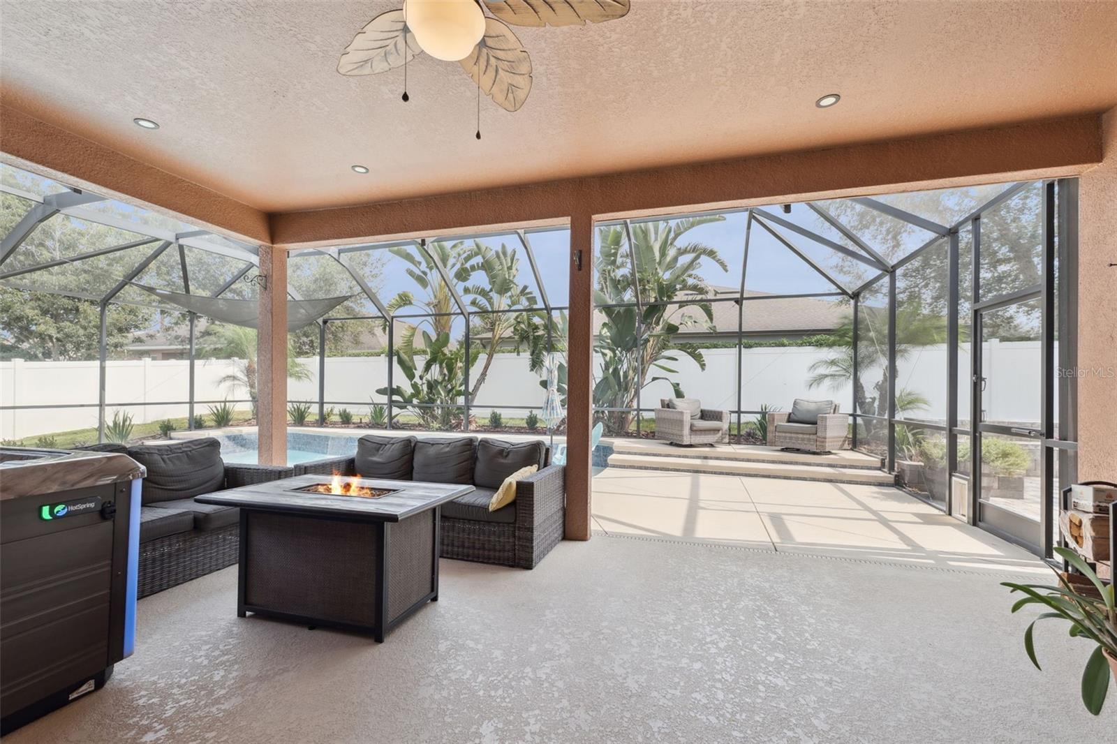 Image 32 of 47 For 117 Magneta Loop