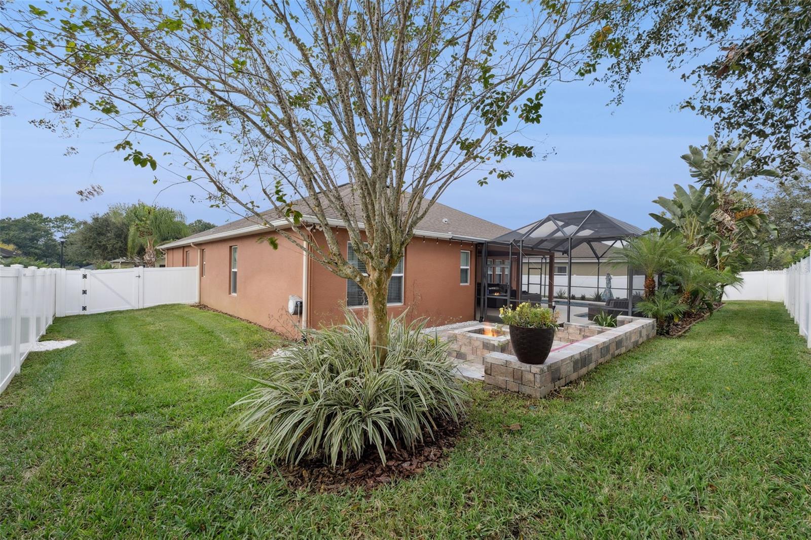 Image 36 of 47 For 117 Magneta Loop