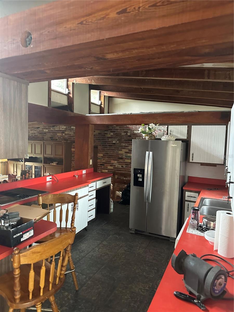 Image 5 of 13 For 4998 Lake Lowery Road