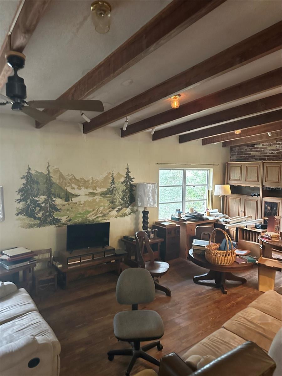 Image 9 of 13 For 4998 Lake Lowery Road