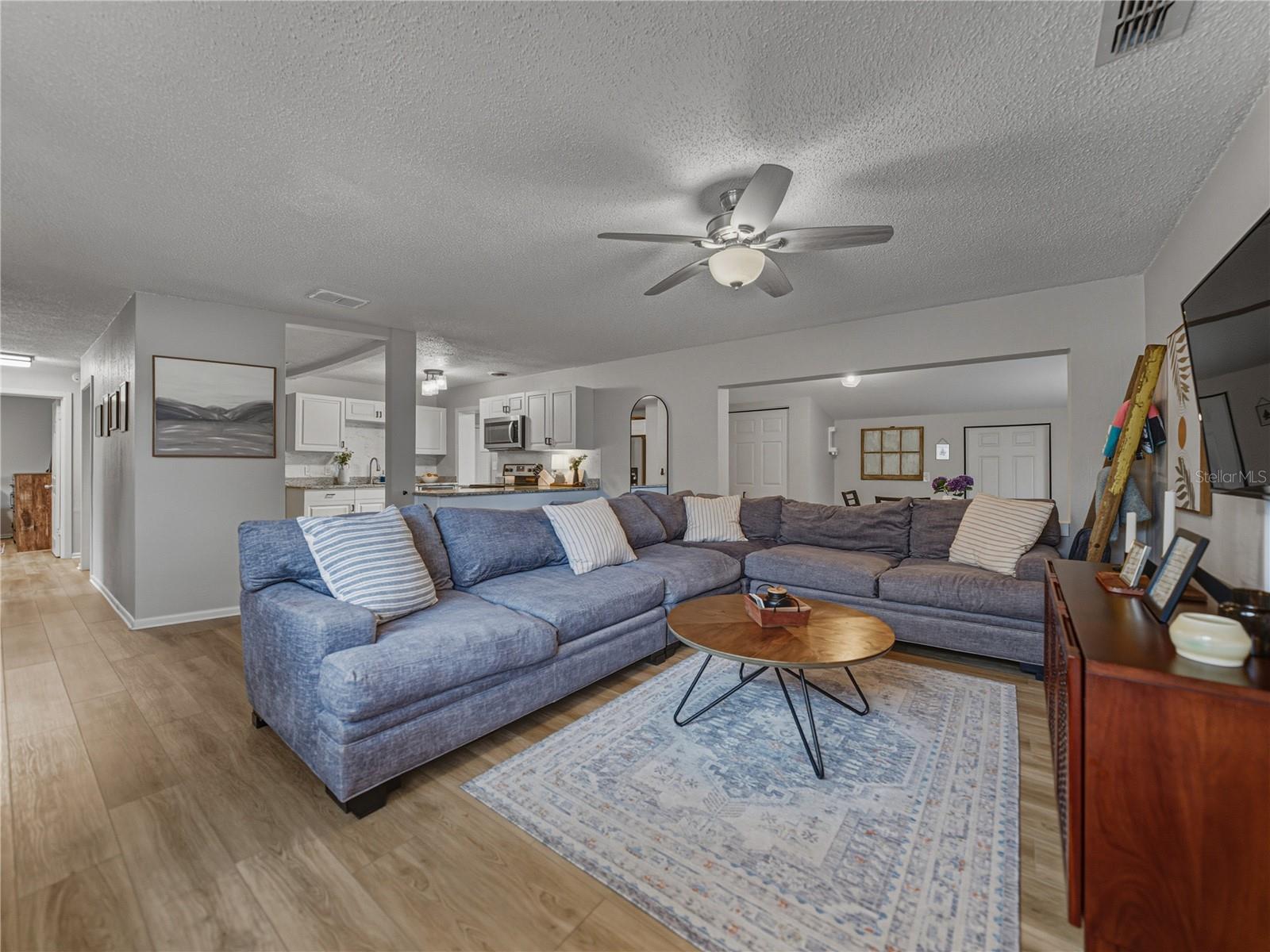 Image 17 of 80 For 228 Azalea Street