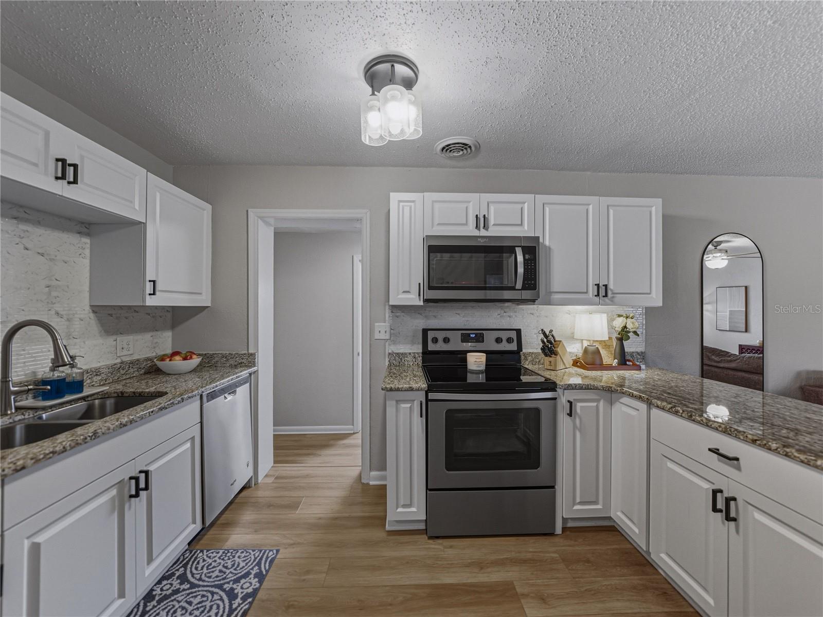 Image 23 of 80 For 228 Azalea Street