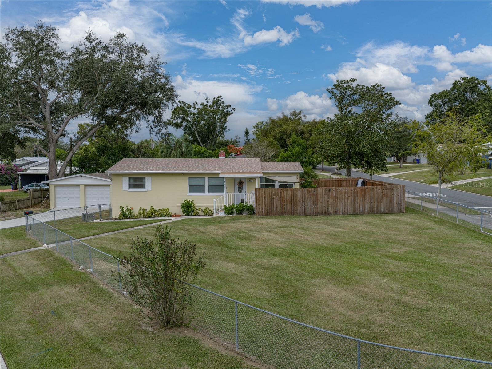 Image 6 of 80 For 228 Azalea Street