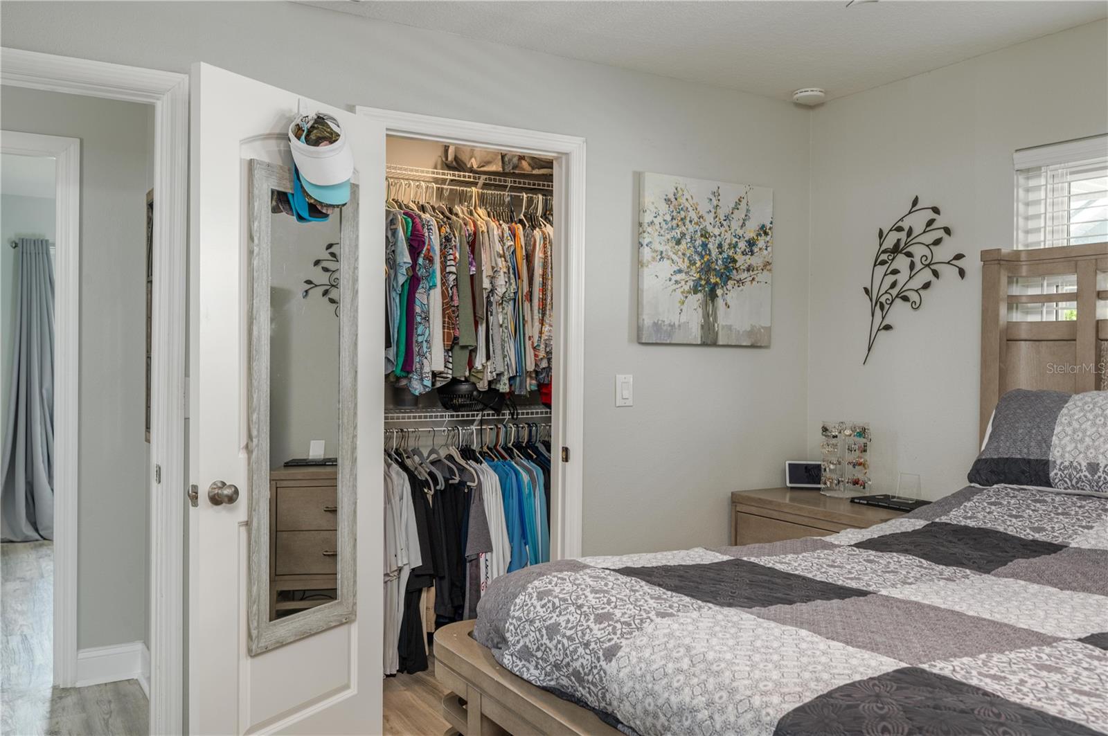 Image 17 of 57 For 6707 Winterset Gardens Road