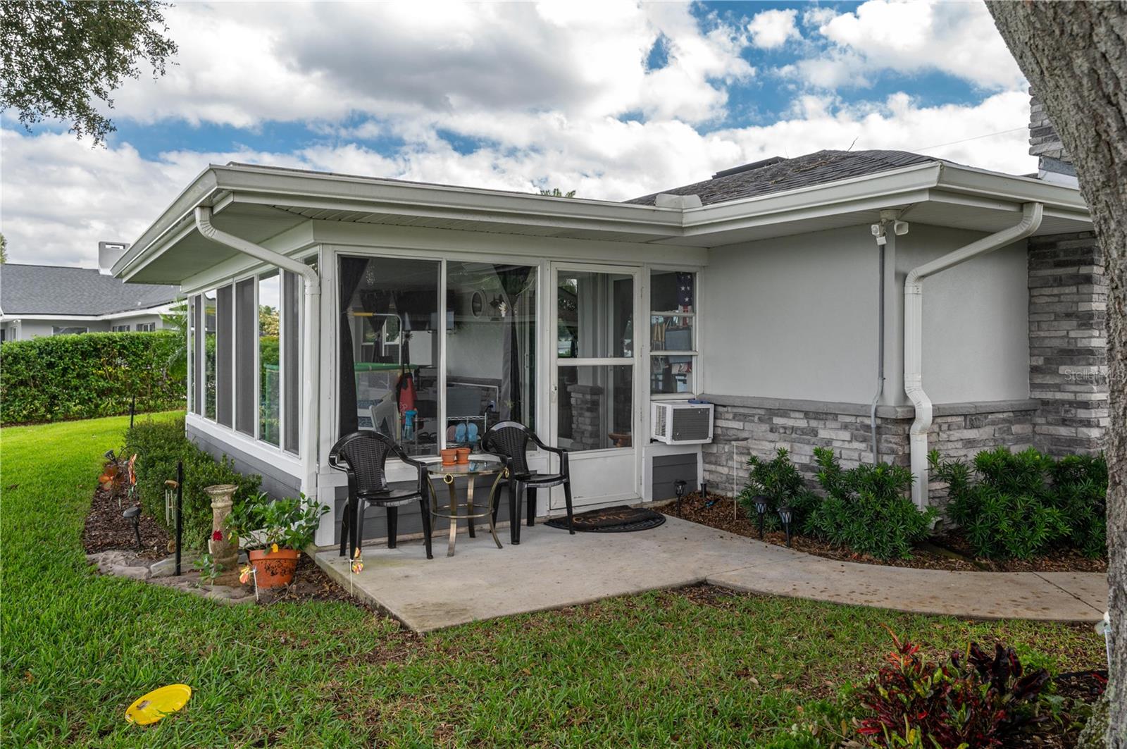 Image 33 of 57 For 6707 Winterset Gardens Road