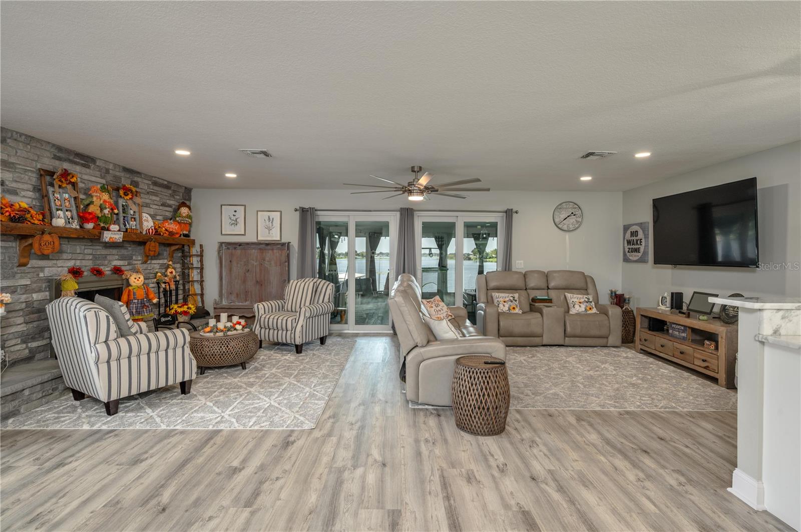 Image 4 of 57 For 6707 Winterset Gardens Road