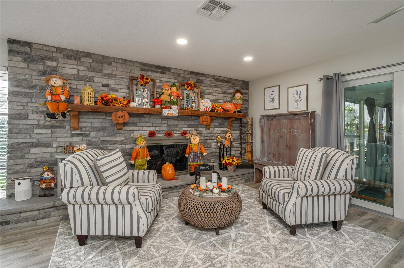 Image 8 of 57 For 6707 Winterset Gardens Road