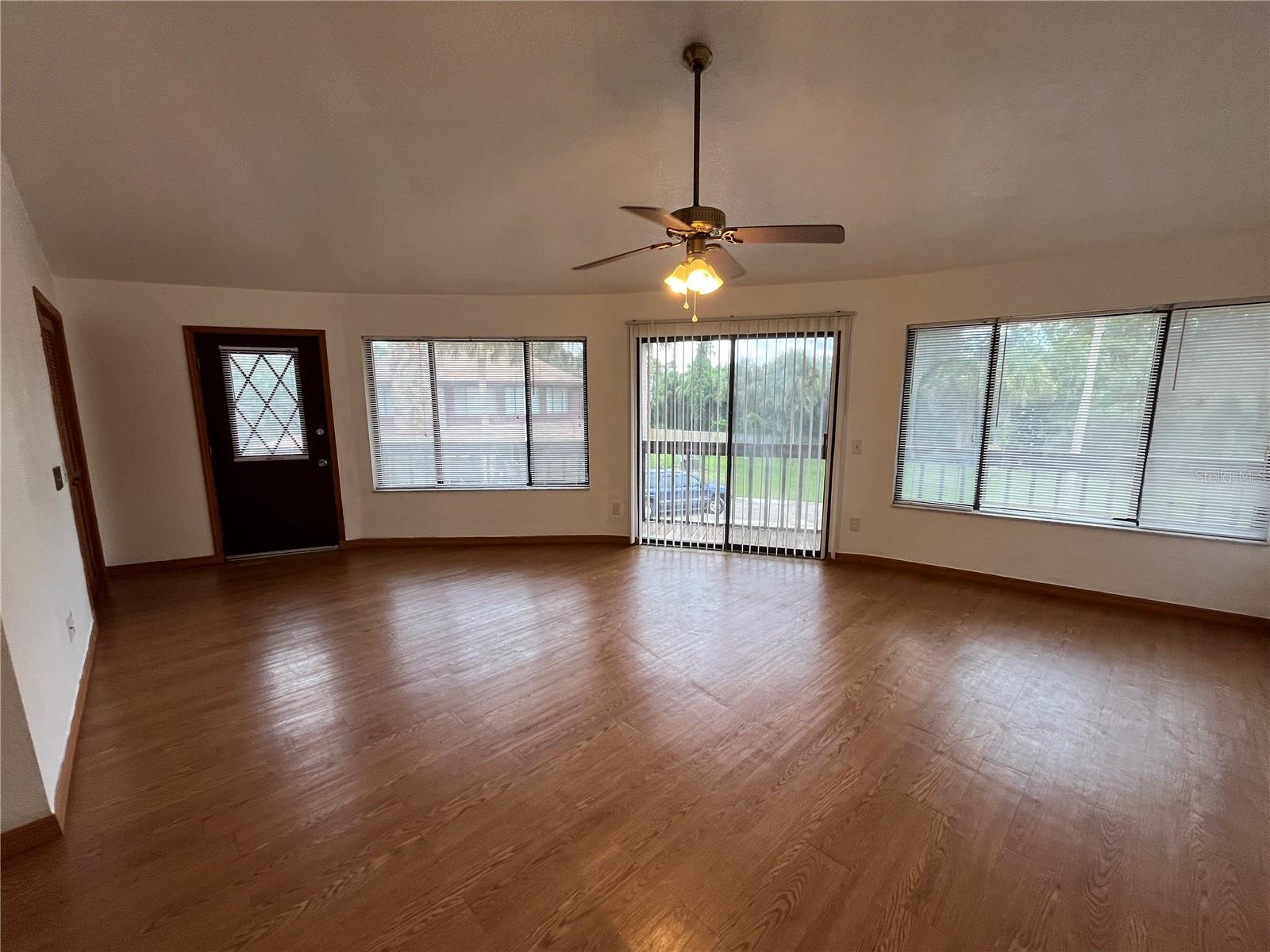 Image 5 of 31 For 6560 Timberlane Road