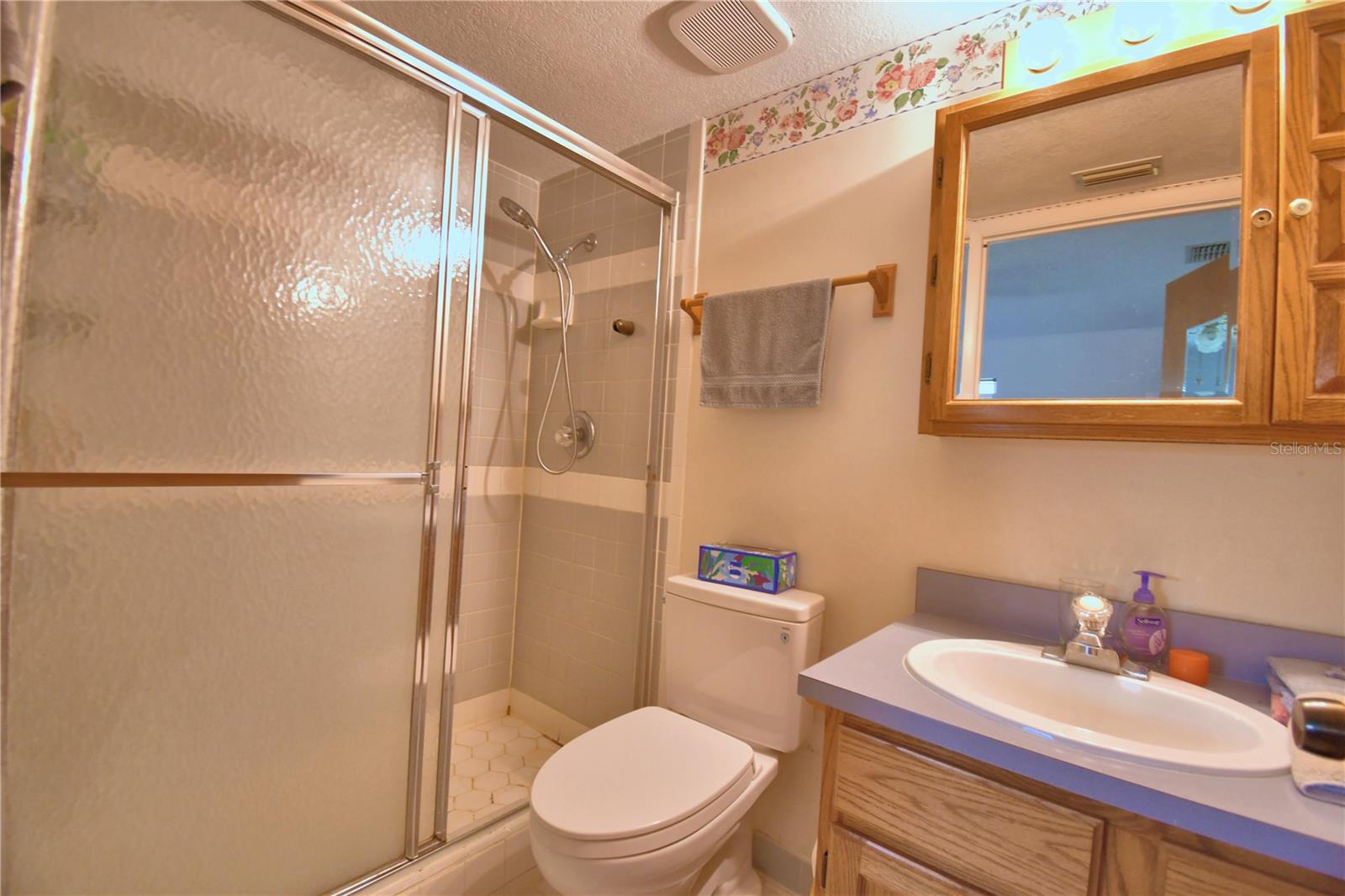 Image 25 of 56 For 66 Perch Street