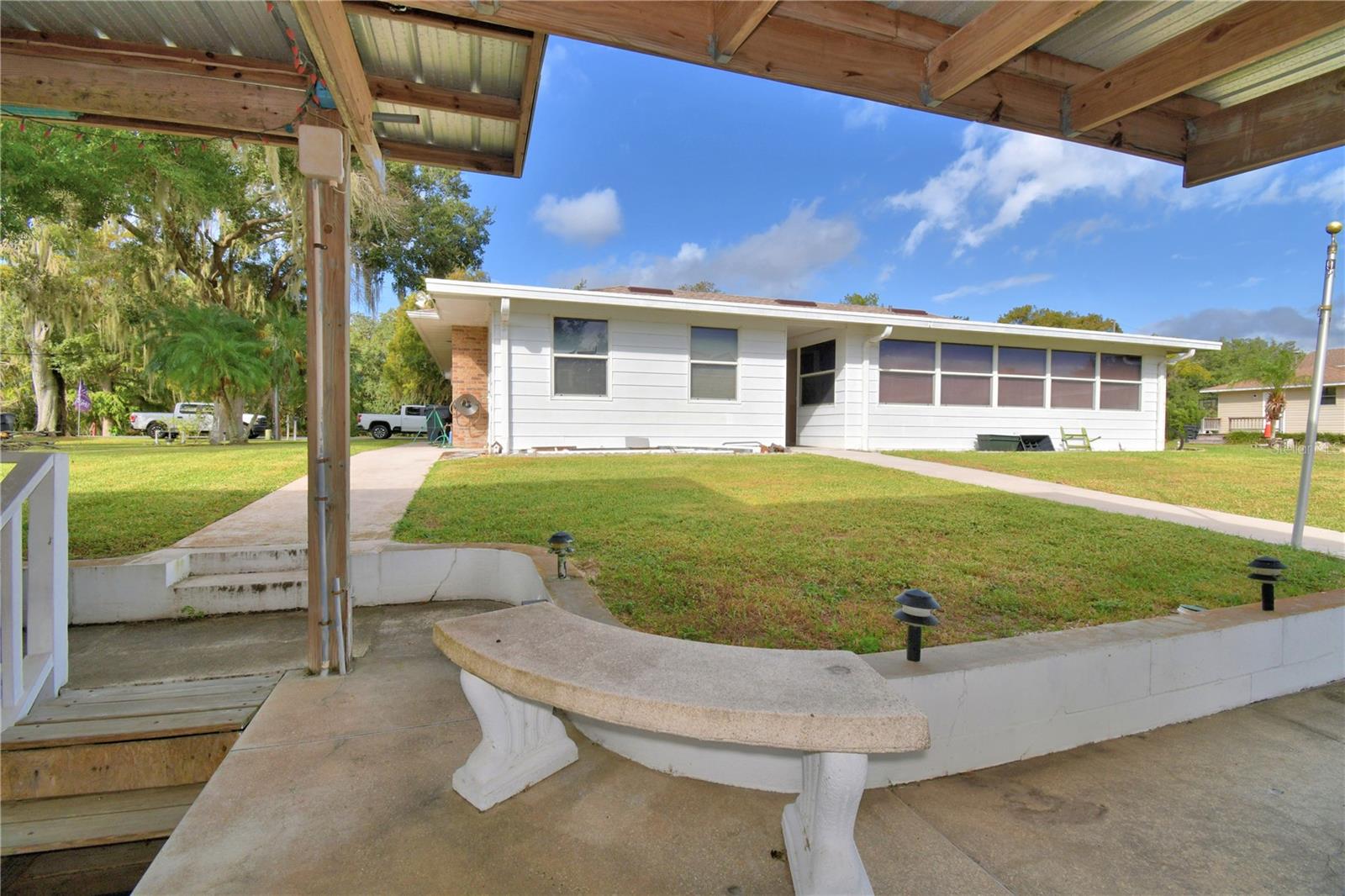 Image 31 of 56 For 66 Perch Street