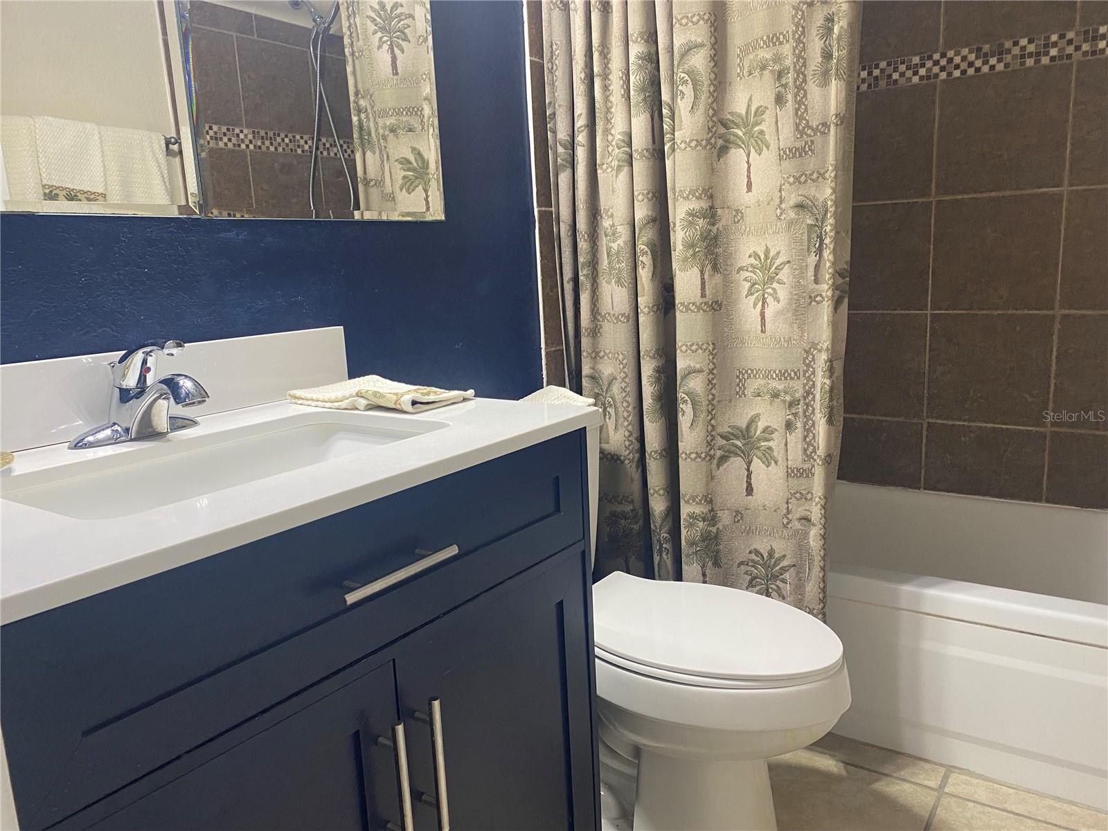 Image 17 of 54 For 4409 Club Circle