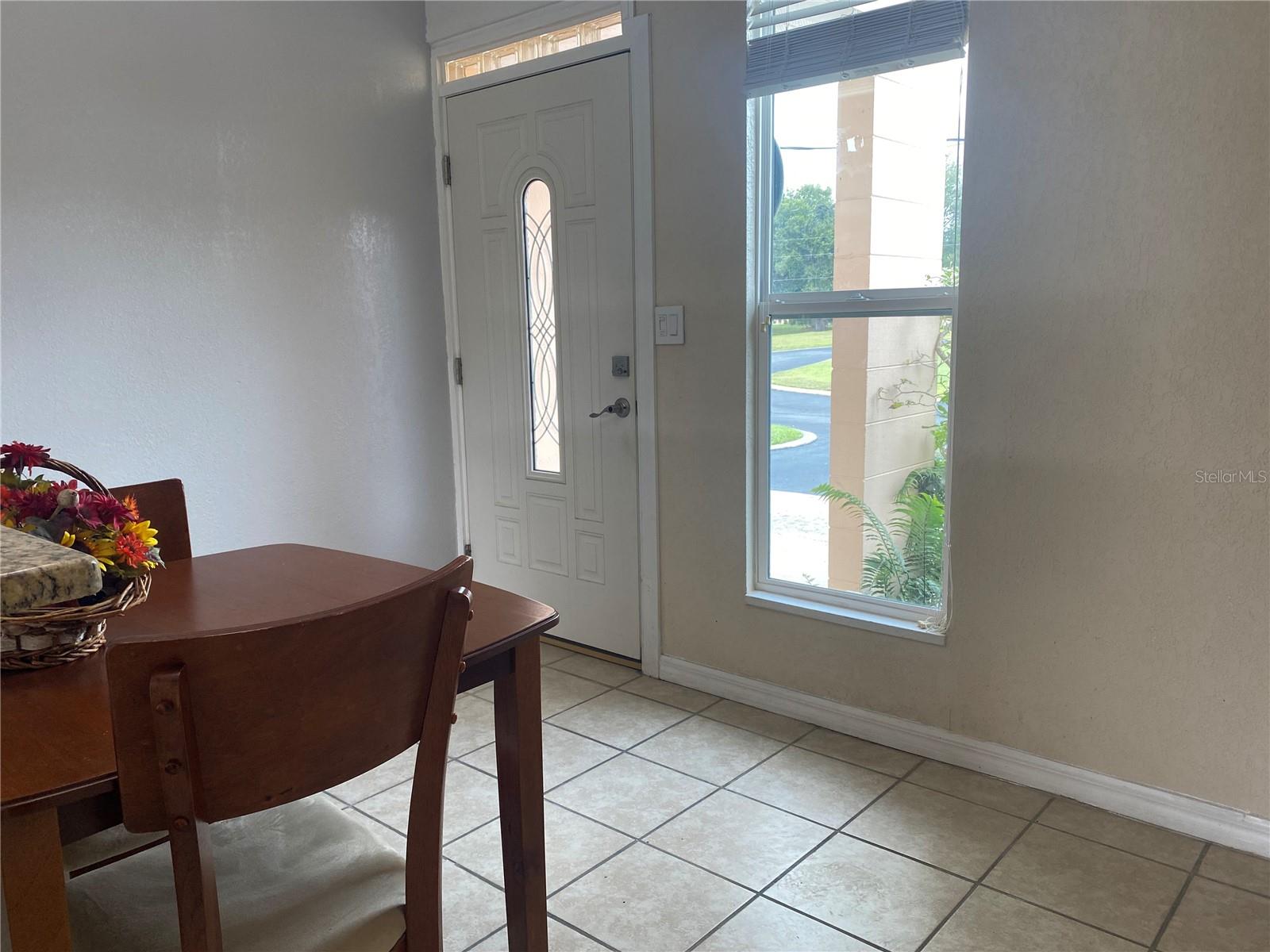 Image 21 of 54 For 4409 Club Circle