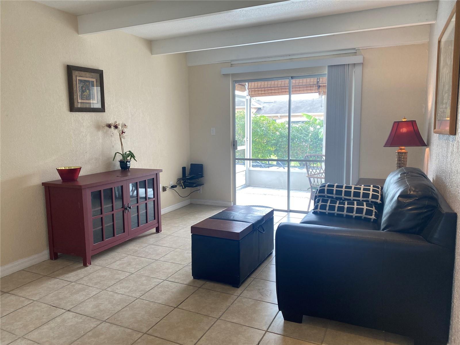 Image 4 of 54 For 4409 Club Circle