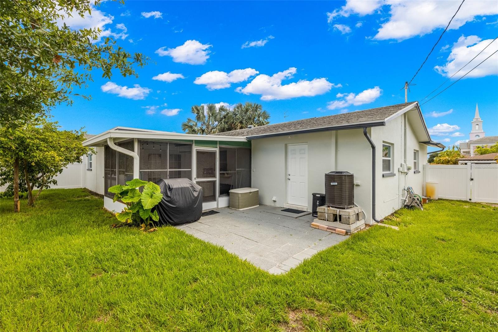 Image 19 of 21 For 3790 60th Street N