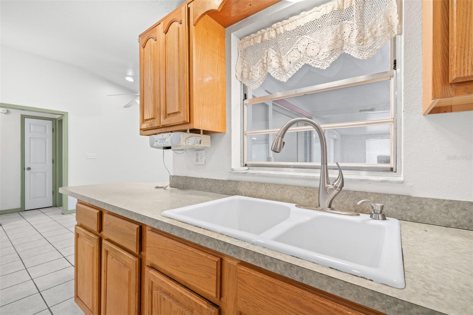 Image 12 of 53 For 2127 Noretta Lane