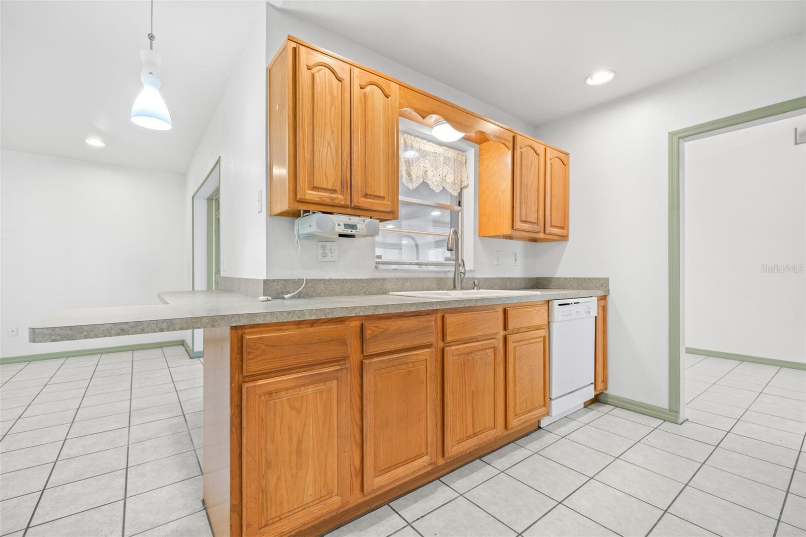 Image 13 of 53 For 2127 Noretta Lane