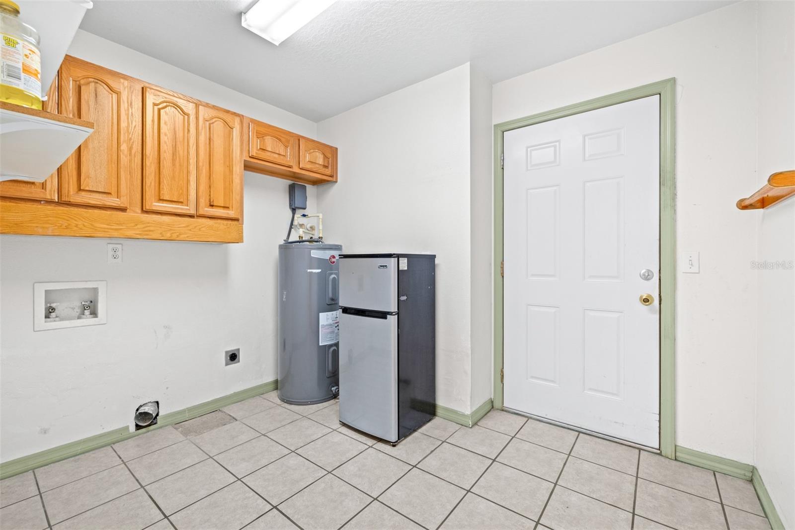 Image 17 of 53 For 2127 Noretta Lane