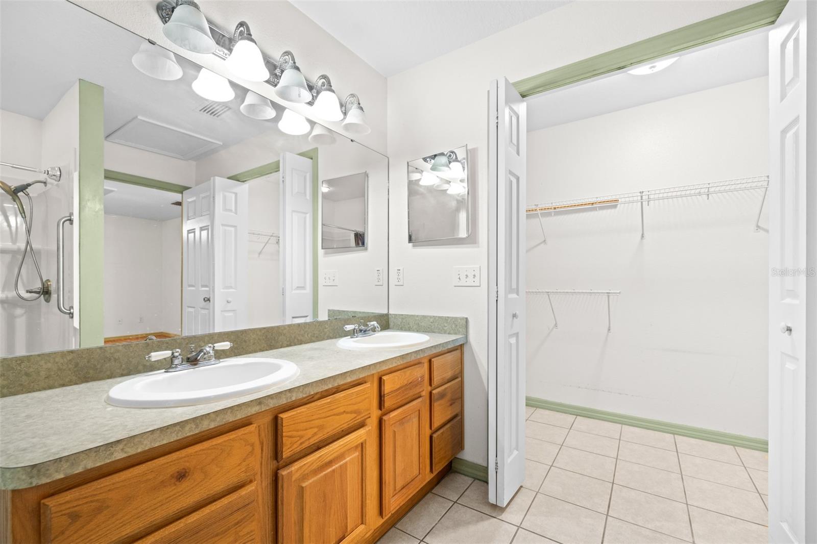 Image 32 of 53 For 2127 Noretta Lane