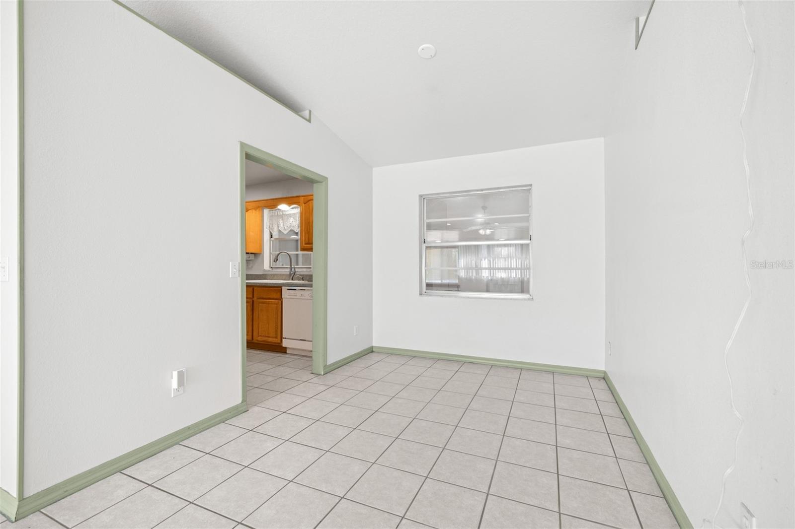 Image 9 of 53 For 2127 Noretta Lane