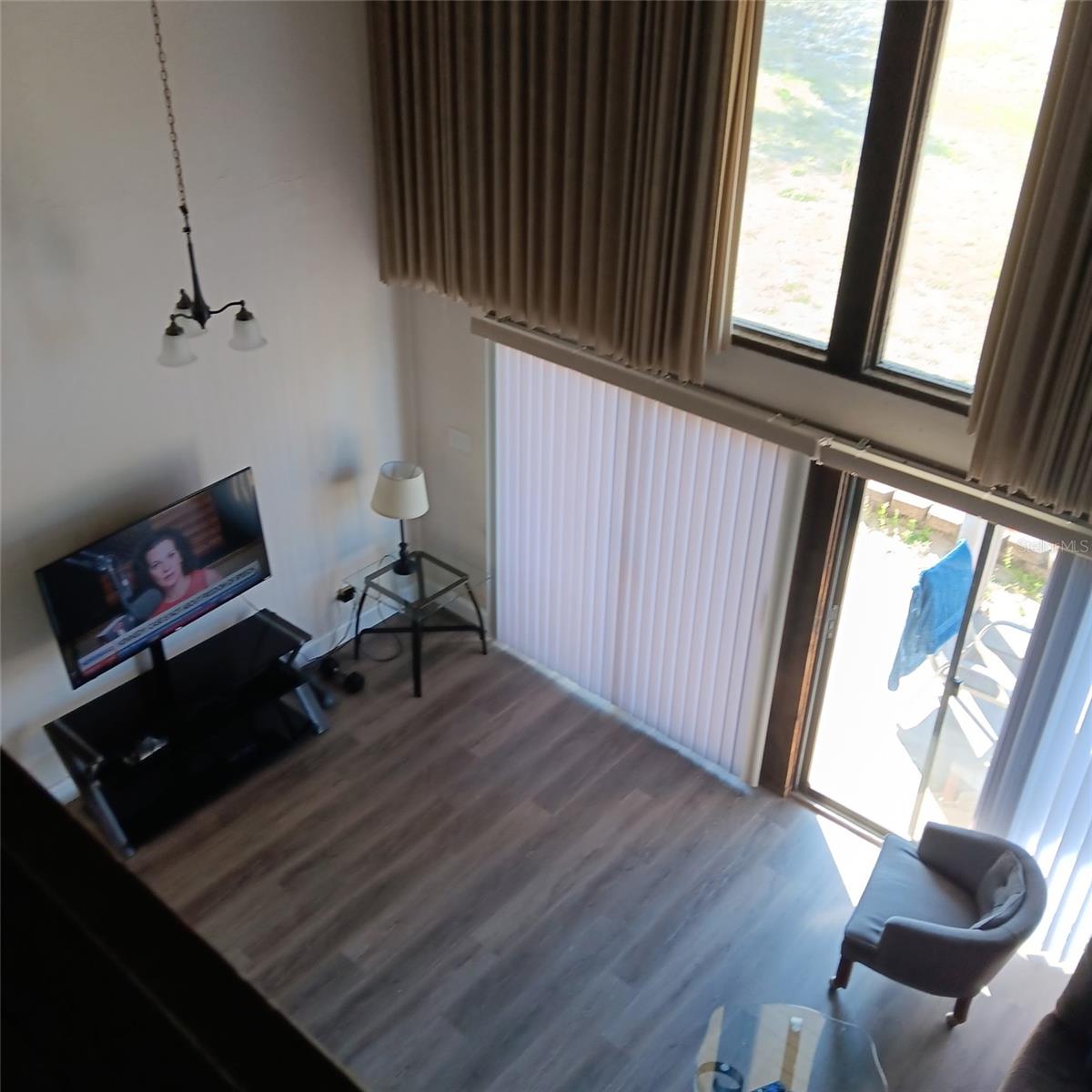 Image 6 of 17 For 2094 Corner Lake Drive 0