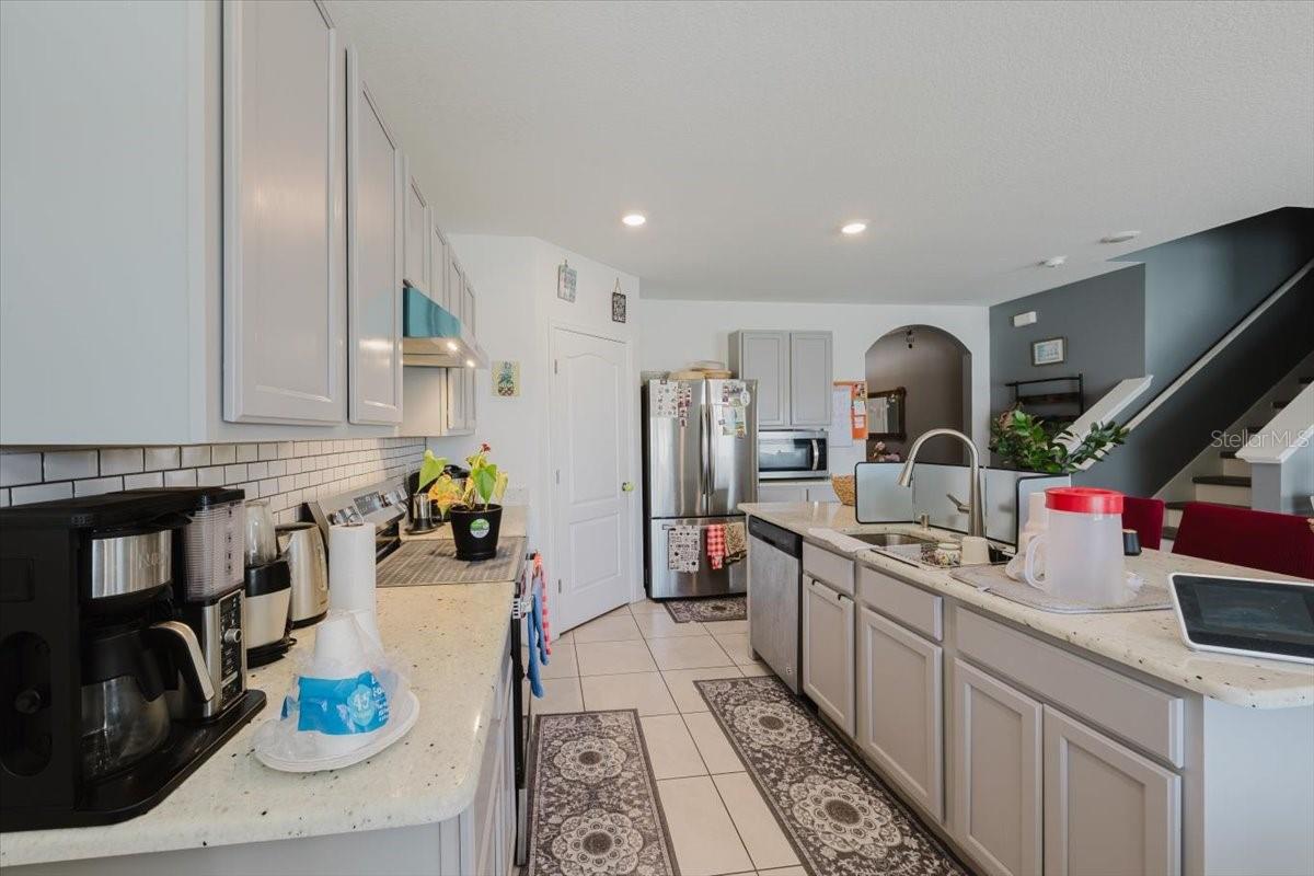 Image 10 of 28 For 344 Alexzander Way