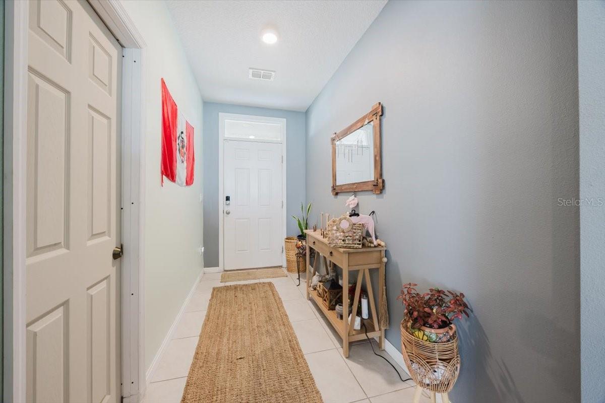 Image 5 of 28 For 344 Alexzander Way