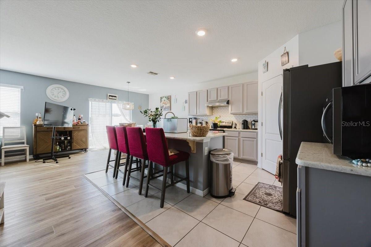 Image 7 of 28 For 344 Alexzander Way