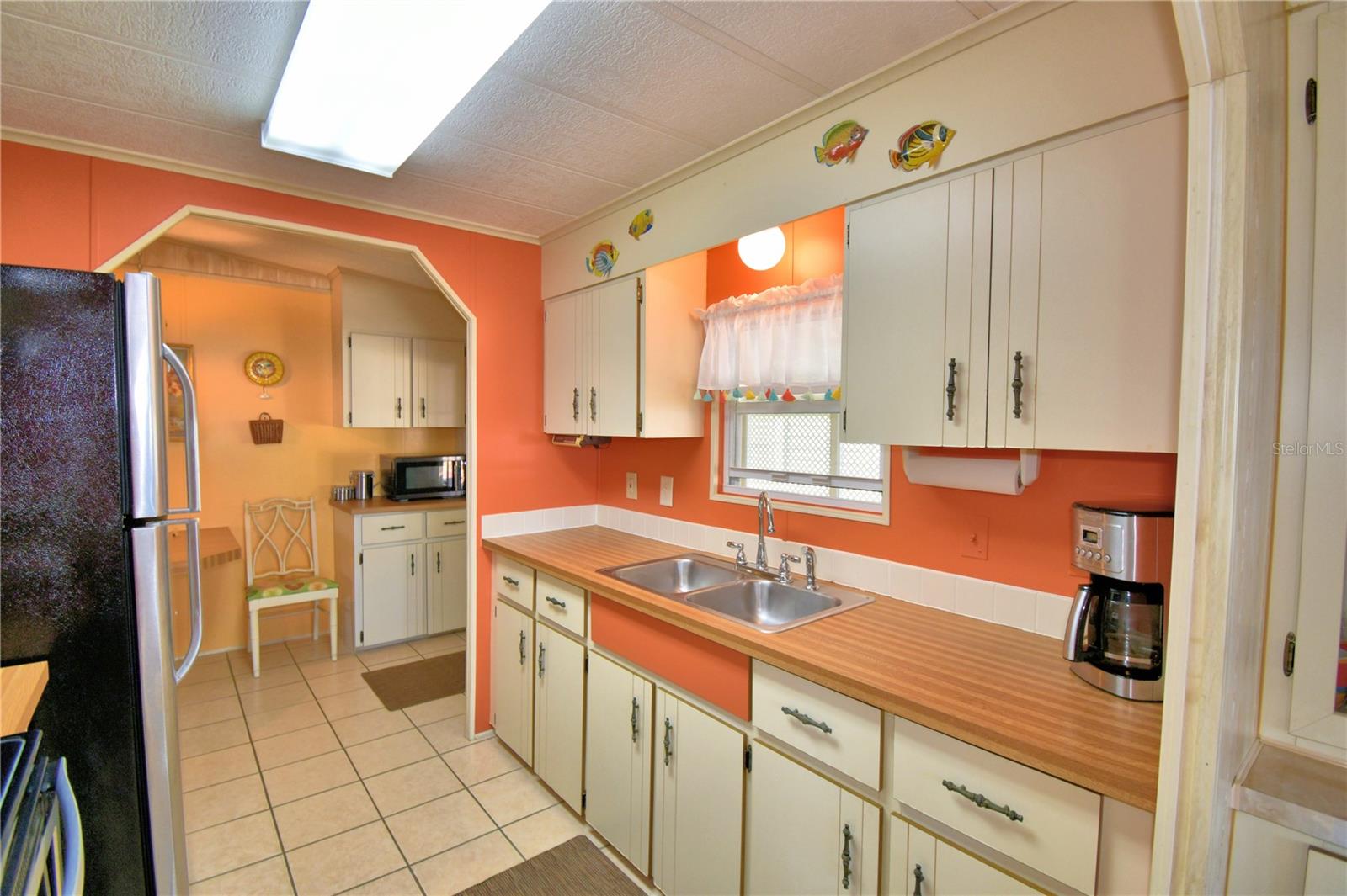 Image 18 of 67 For 4452 Limewood Street