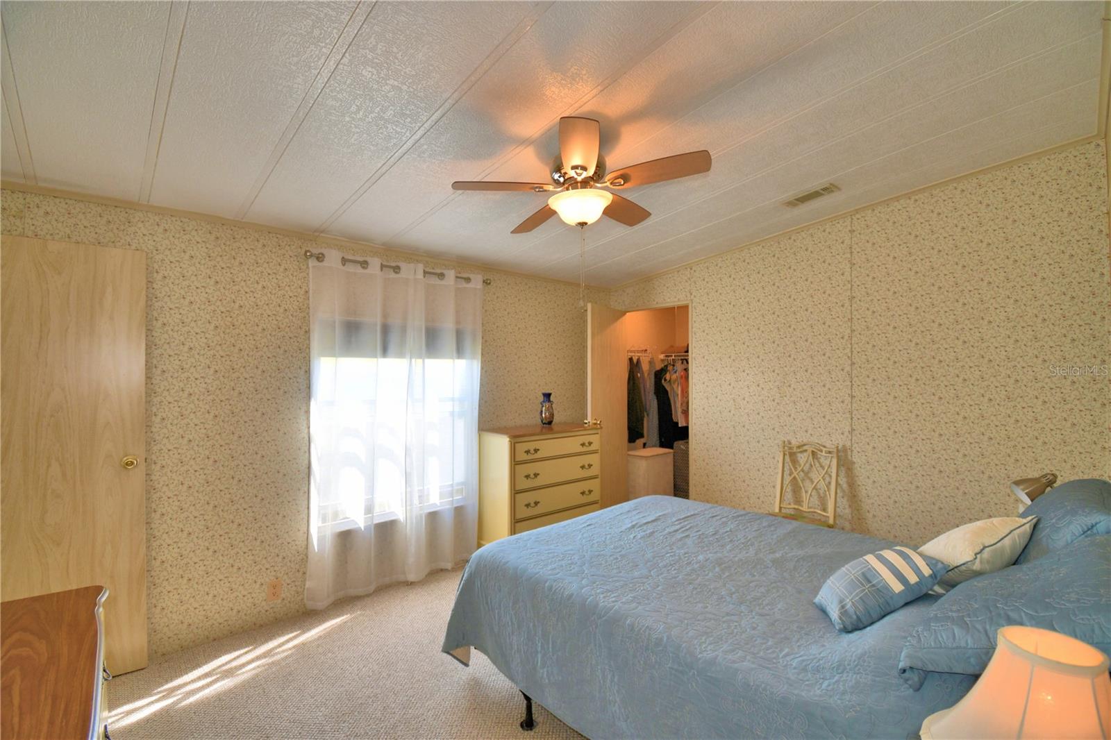 Image 34 of 67 For 4452 Limewood Street