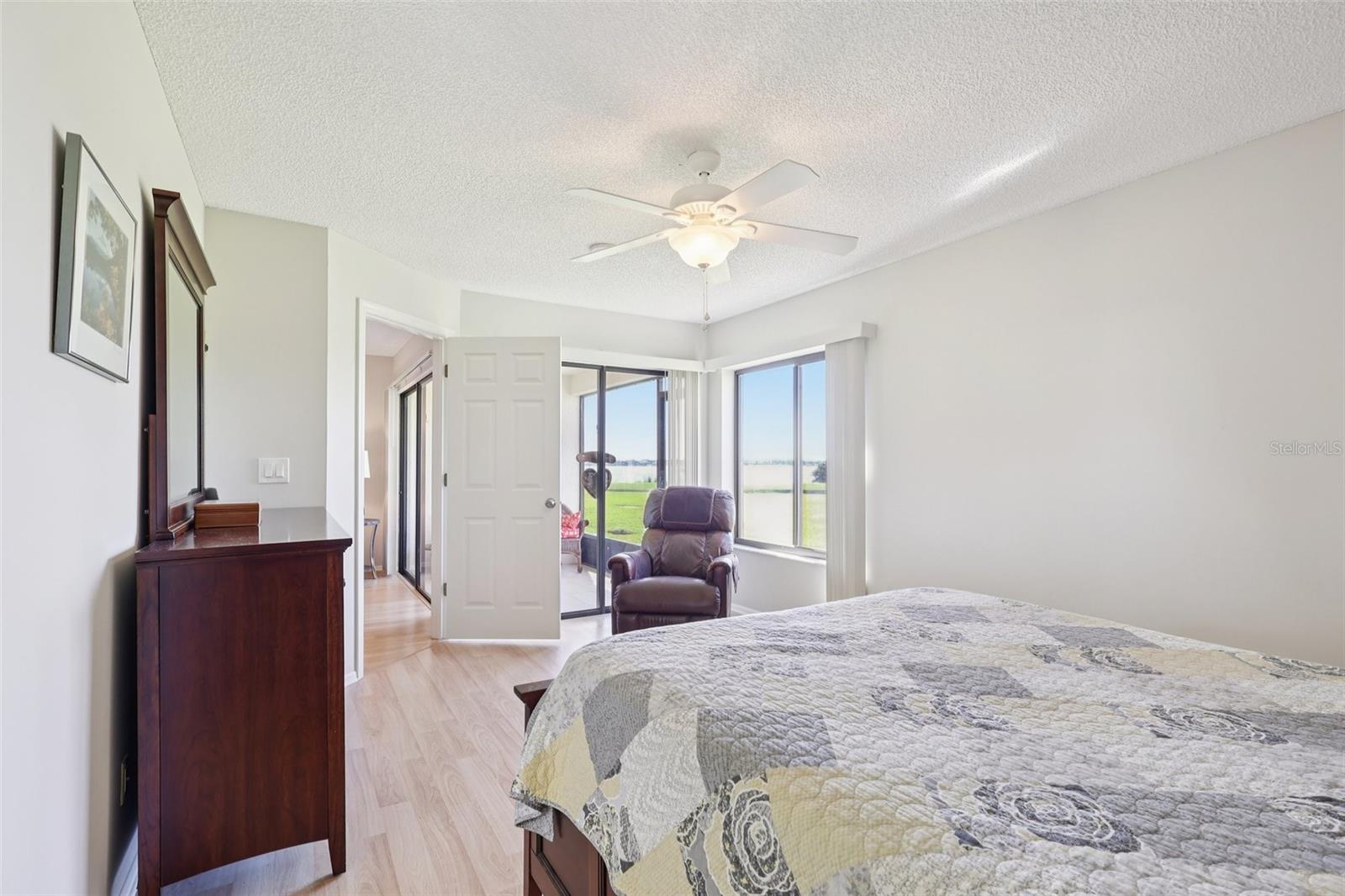 Image 20 of 53 For 703 Magnolia Place