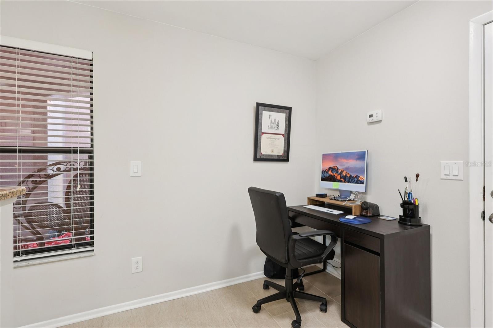 Image 28 of 53 For 703 Magnolia Place