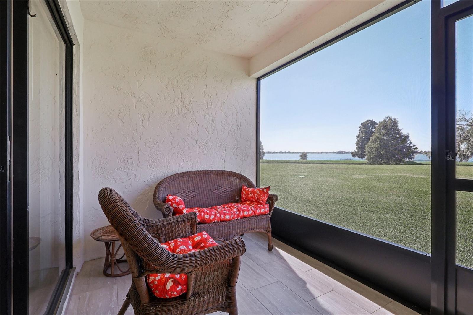 Image 30 of 53 For 703 Magnolia Place