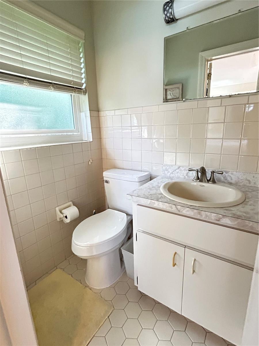 Image 18 of 44 For 1220 Tangerine Parkway Ne