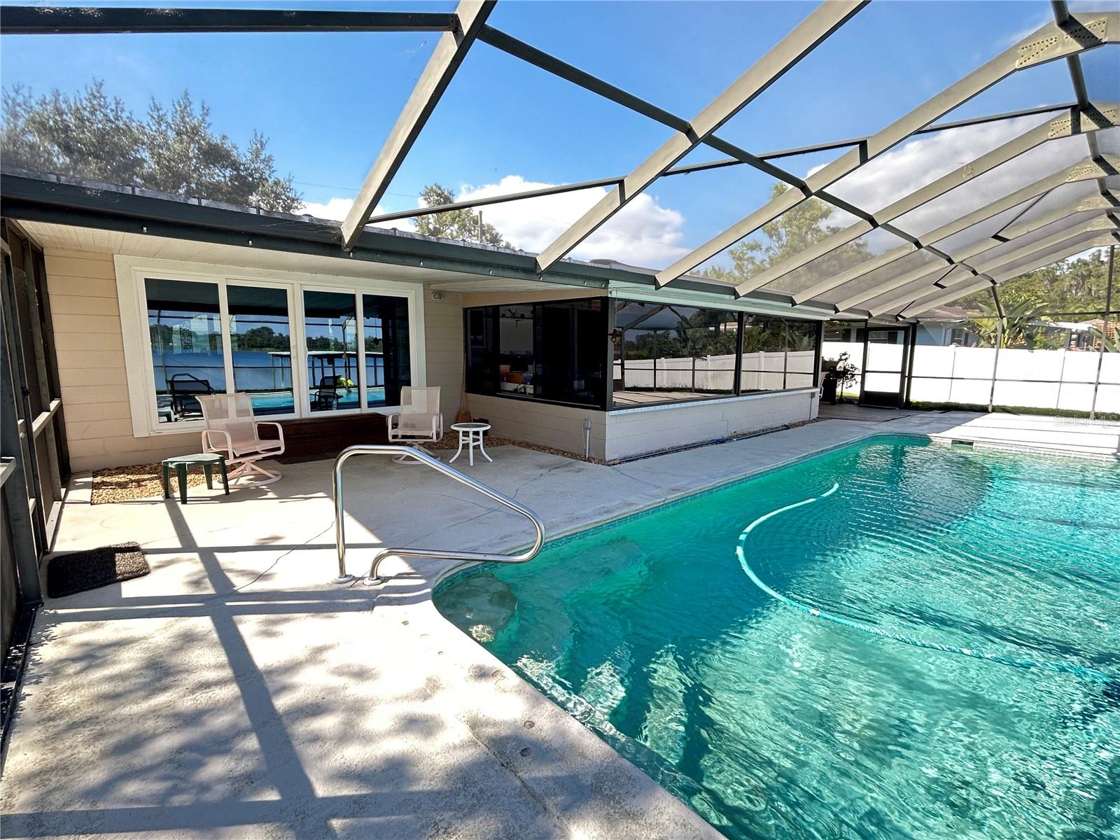 Image 27 of 44 For 1220 Tangerine Parkway Ne