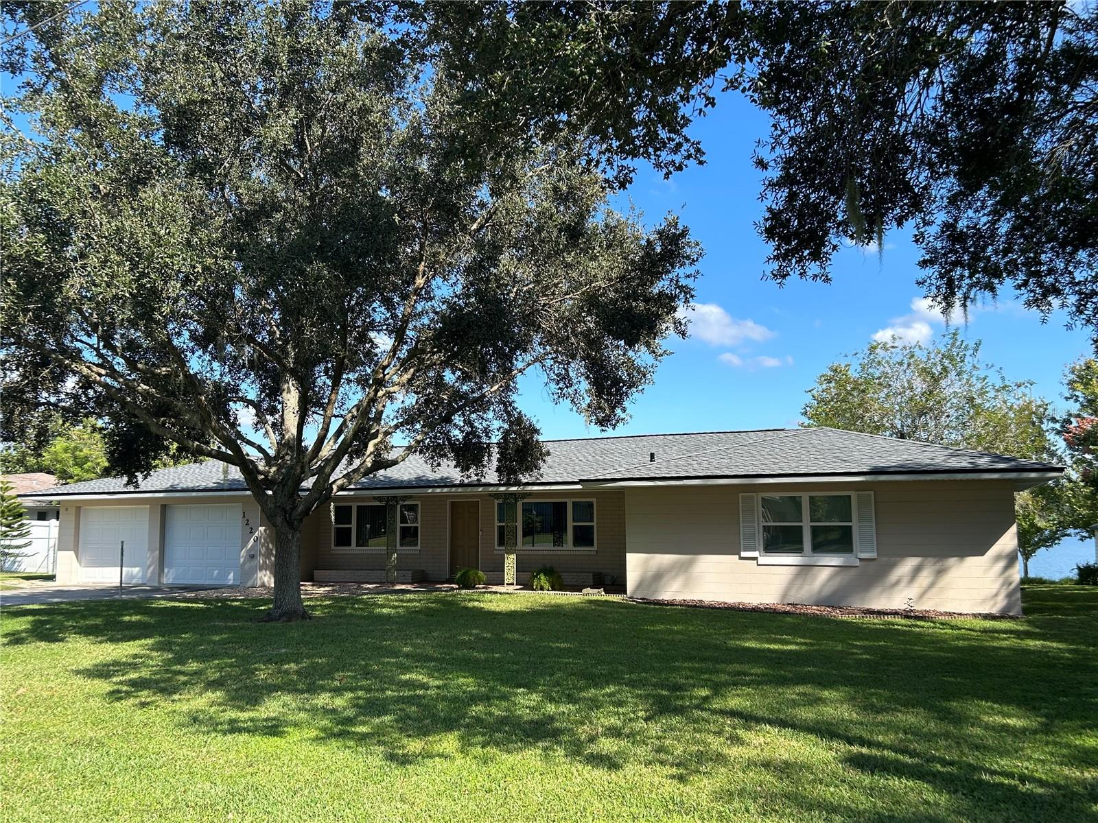 Image 5 of 44 For 1220 Tangerine Parkway Ne