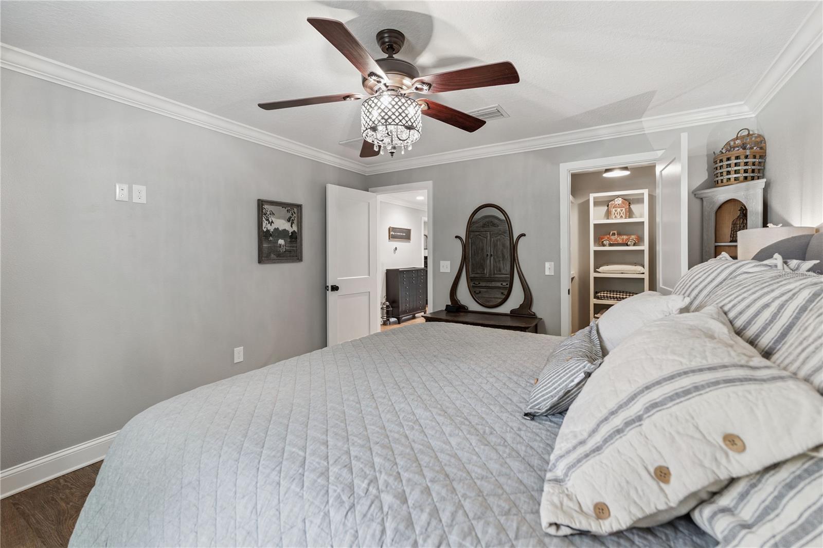 Image 25 of 50 For 1516 Lake Howard Drive