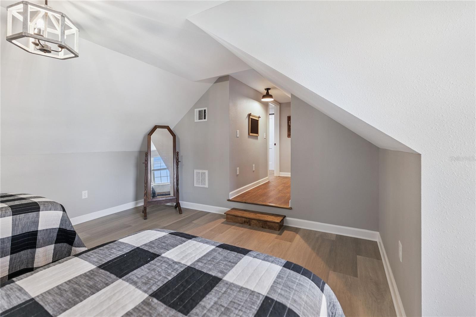 Image 30 of 50 For 1516 Lake Howard Drive