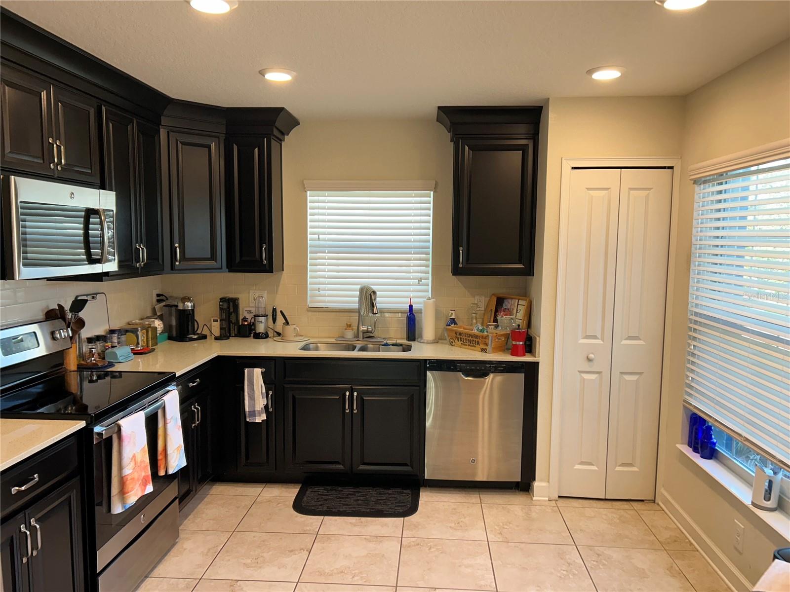 Image 6 of 39 For 3365 Raleigh Drive