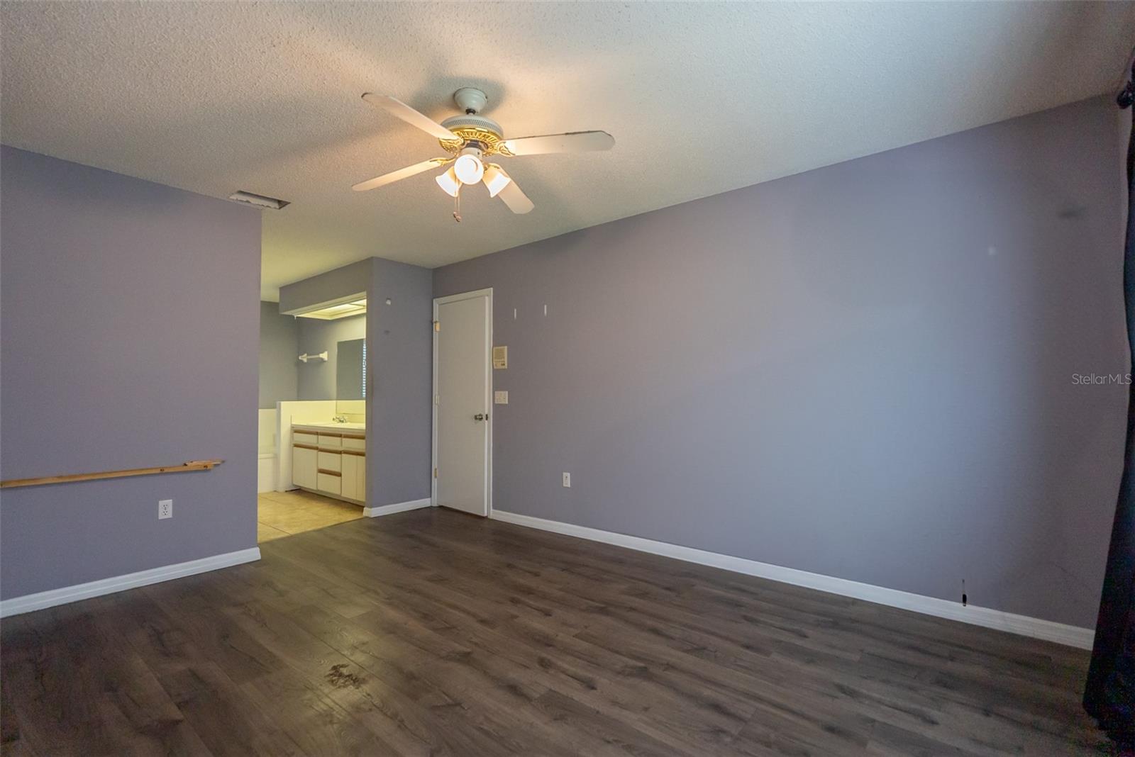 Image 29 of 45 For 94 Saint Kitts Circle