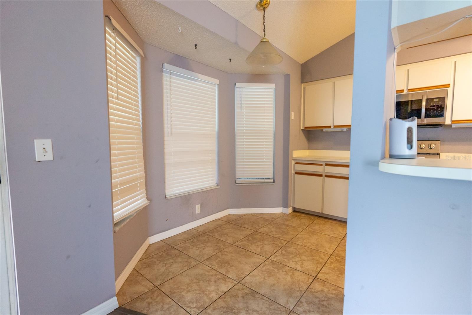 Image 8 of 45 For 94 Saint Kitts Circle