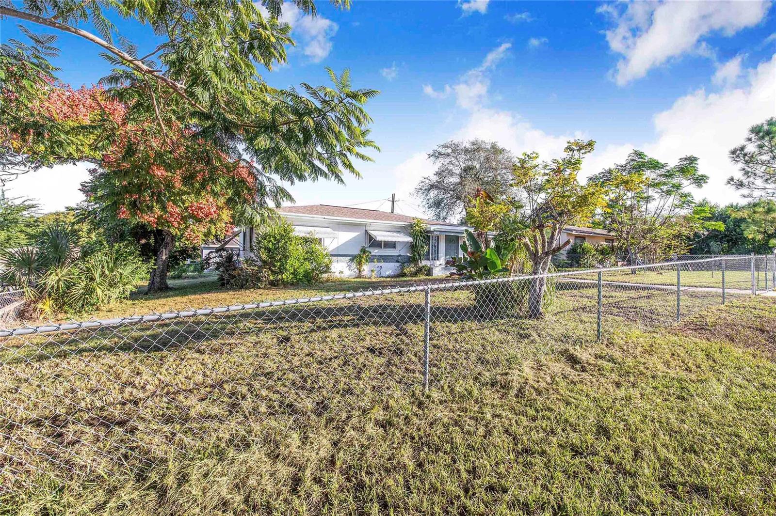 Image 23 of 30 For 1010 Norma Avenue