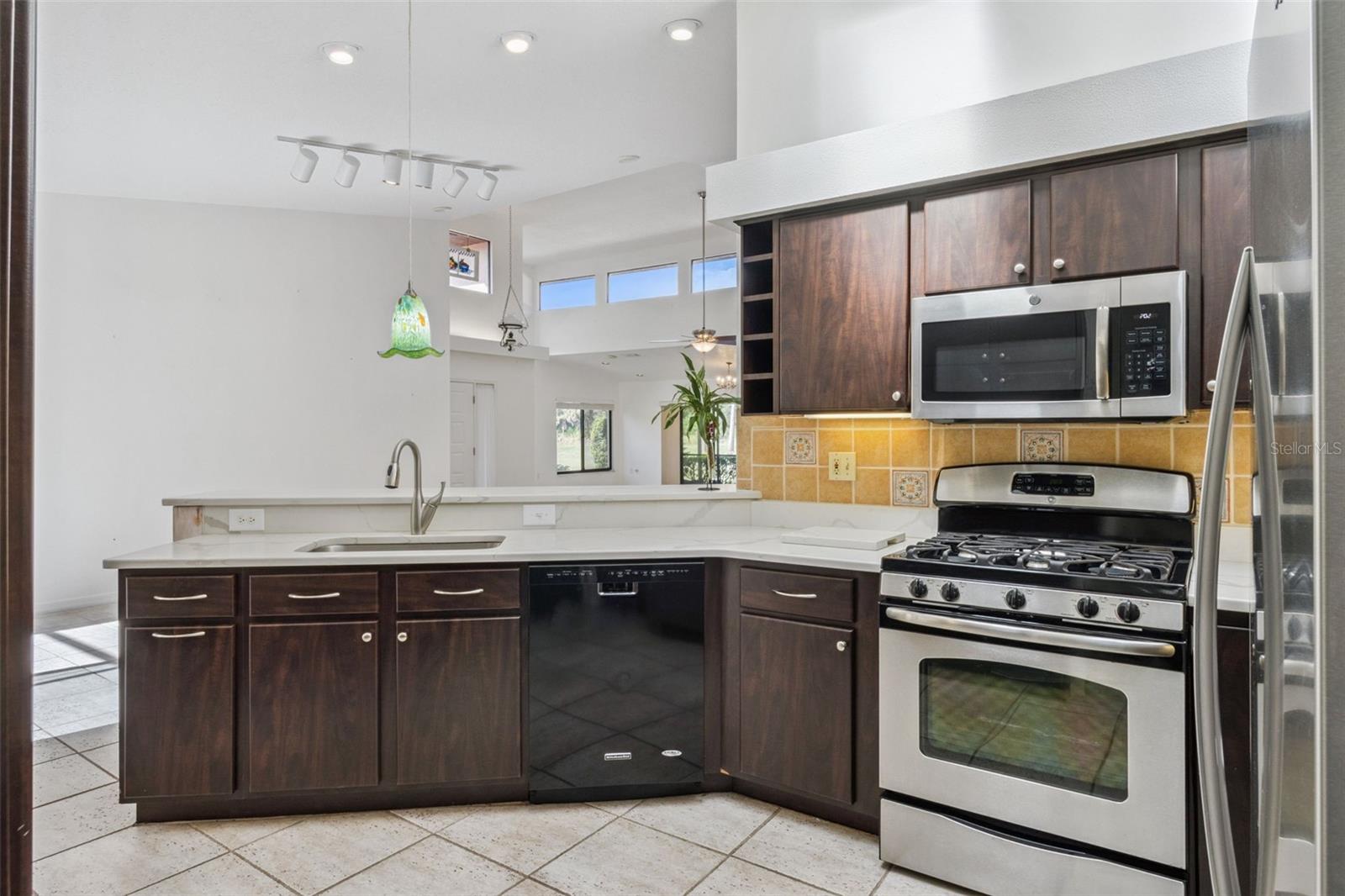 Image 14 of 46 For 2697 Clubhouse Drive