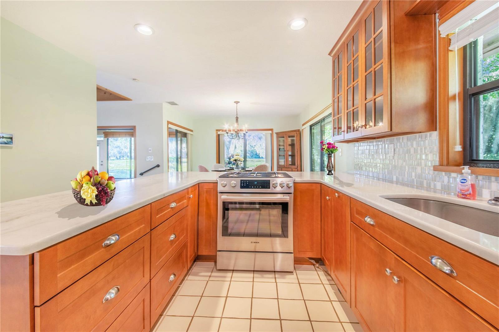 Image 12 of 39 For 20 Coventry Drive