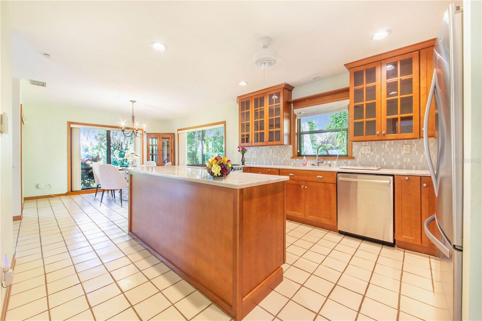 Image 13 of 39 For 20 Coventry Drive